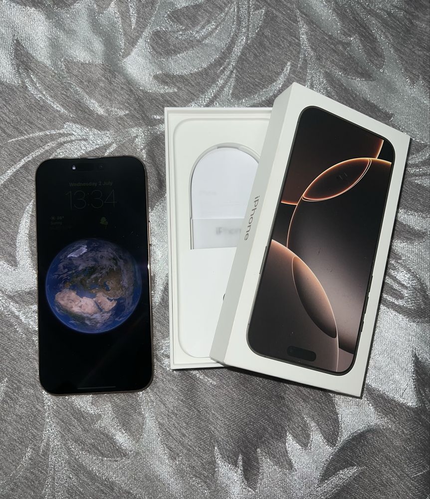 Iphone 16 pro max impecabil ca nou