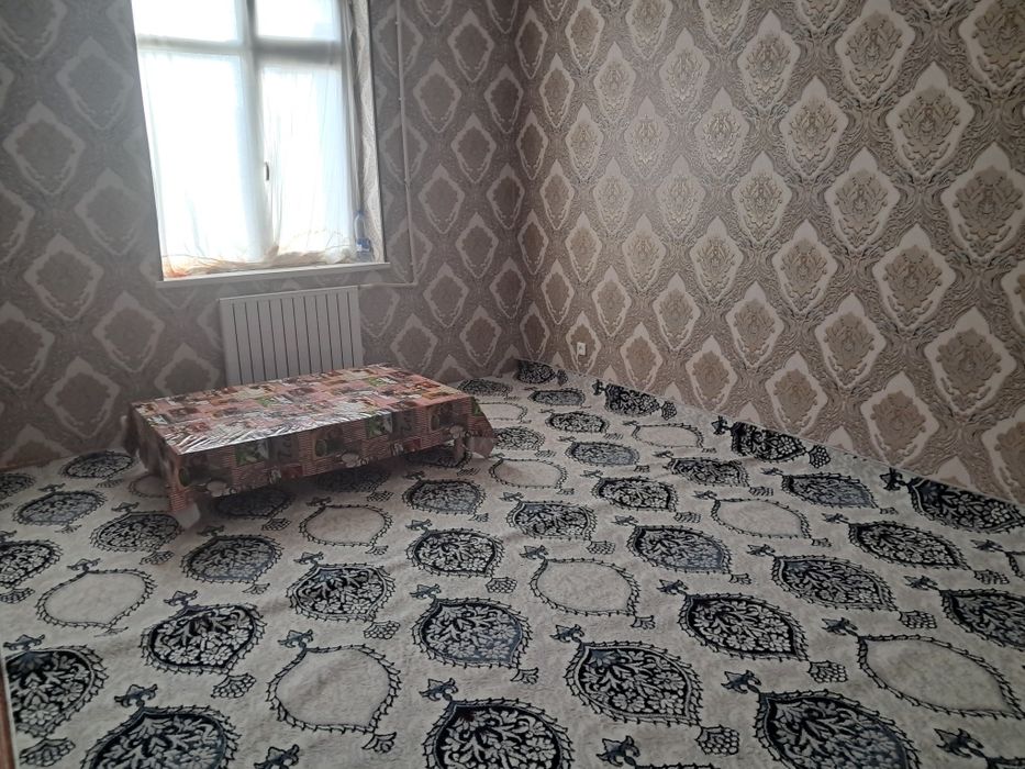 4 xonali katej ijaraga beriladi