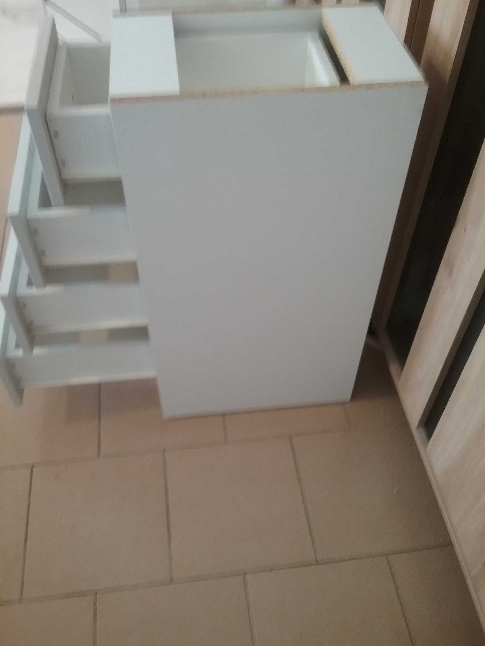 Два шкафа за кухня