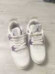 Air Jordan 4 Retro violet