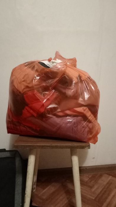Продам большой пакет вещей