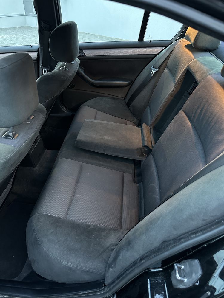 Bmw e46 320d 150 cai // facelift // m pachet // proprietar