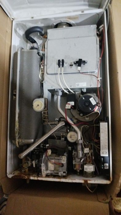 Royal Dvuhkontirni katyol ikki koturli katyol sotiladi