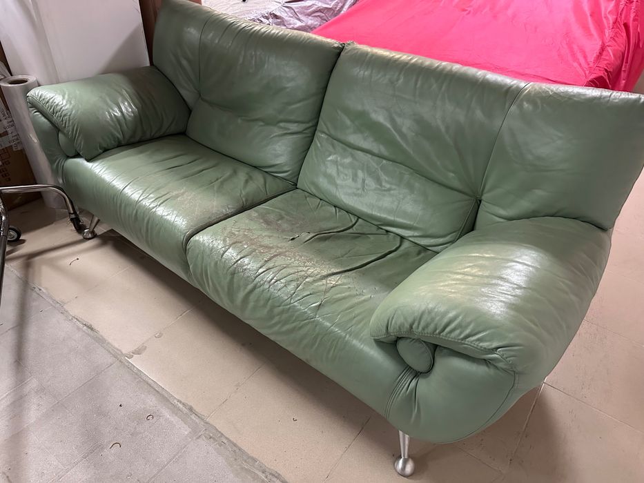 Кожен диван Nicoletti