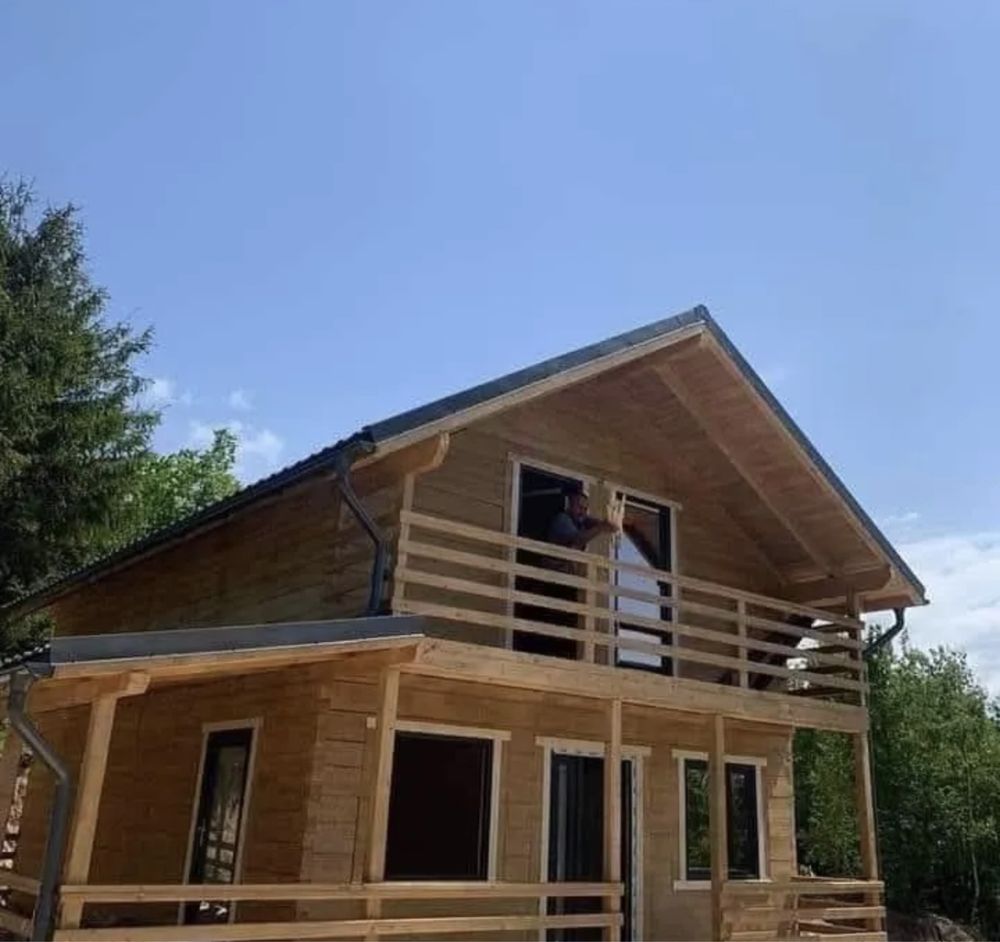 Vand cabane de grădina și de locuit