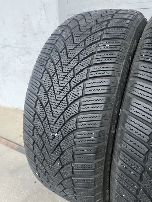 2 бр. зимни гуми 235/45/19 Arivo DOT 2322 6,8 mm