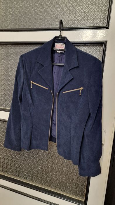 Рокли за празниците и сака на цени  30-50 лв.