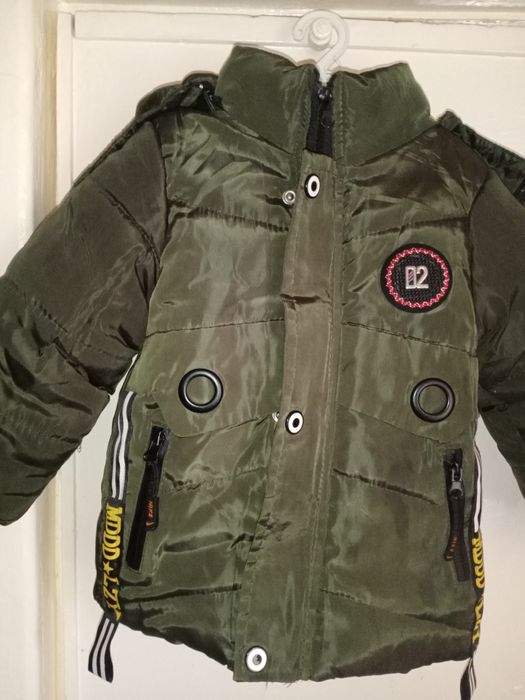 Куртка на мальчика на 2-3 года