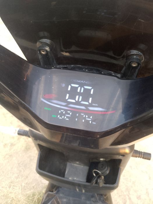 Skuter 7289 tezligi 55 60 yurish masofasi 55