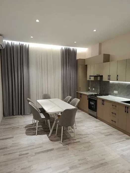 Срочно сдам 3/7/10 на ул Сайрам ор-р ЖК Силк Вей 378*