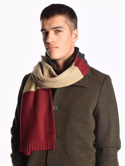 Плетен зимен шал. 12.90лв