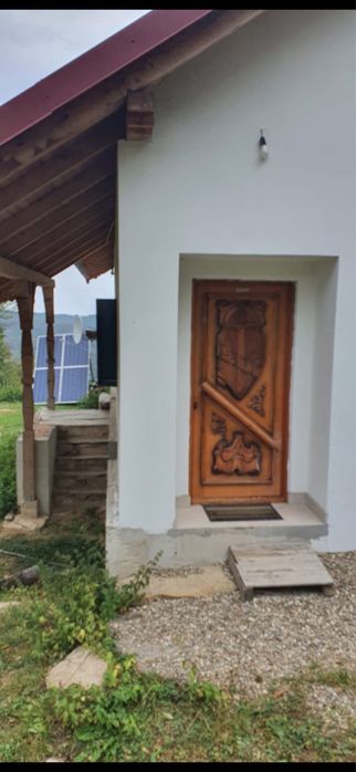 Vand casa de vacanta/ cabana