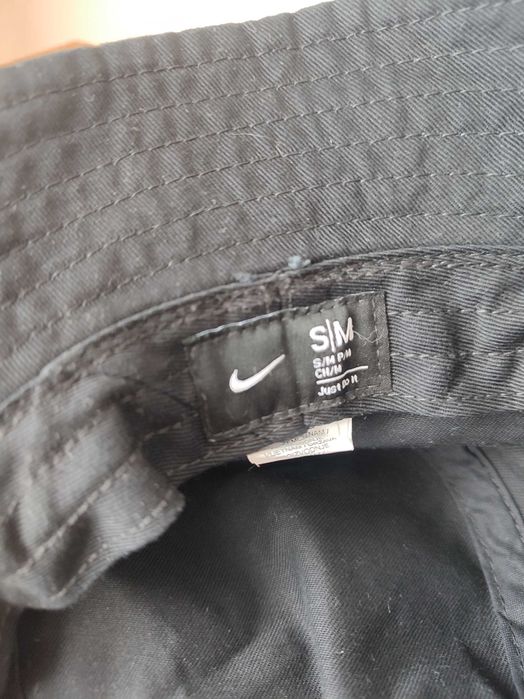 Шапка идиотка Nike
