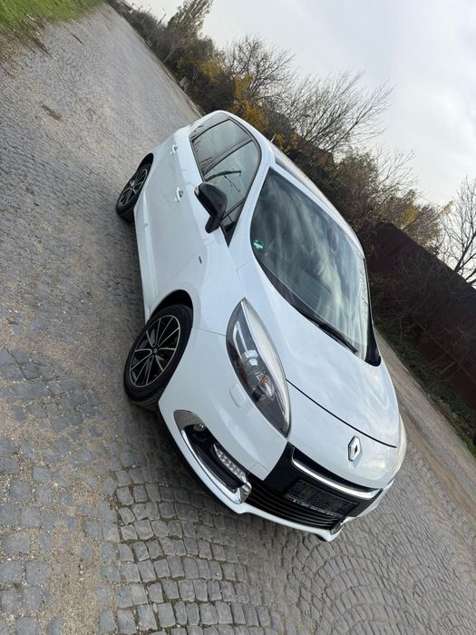 Renault scenic esdiție bose motor 1.6 dci 130 cp an fabricație 2012