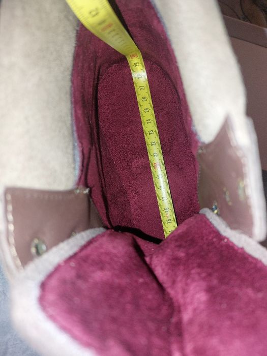 Bocanci din piele naturala