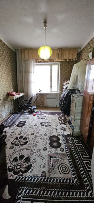 Продается квартира 8 мкр новая планировка 3 этаж