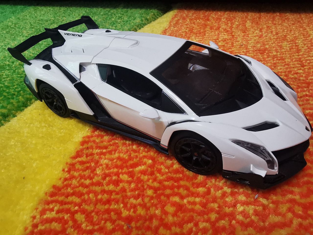 Macheta Lamborghini Veneno 1:24