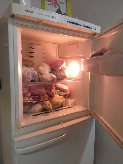 Combina frigorifica Bosch ,in stare buna de functionare