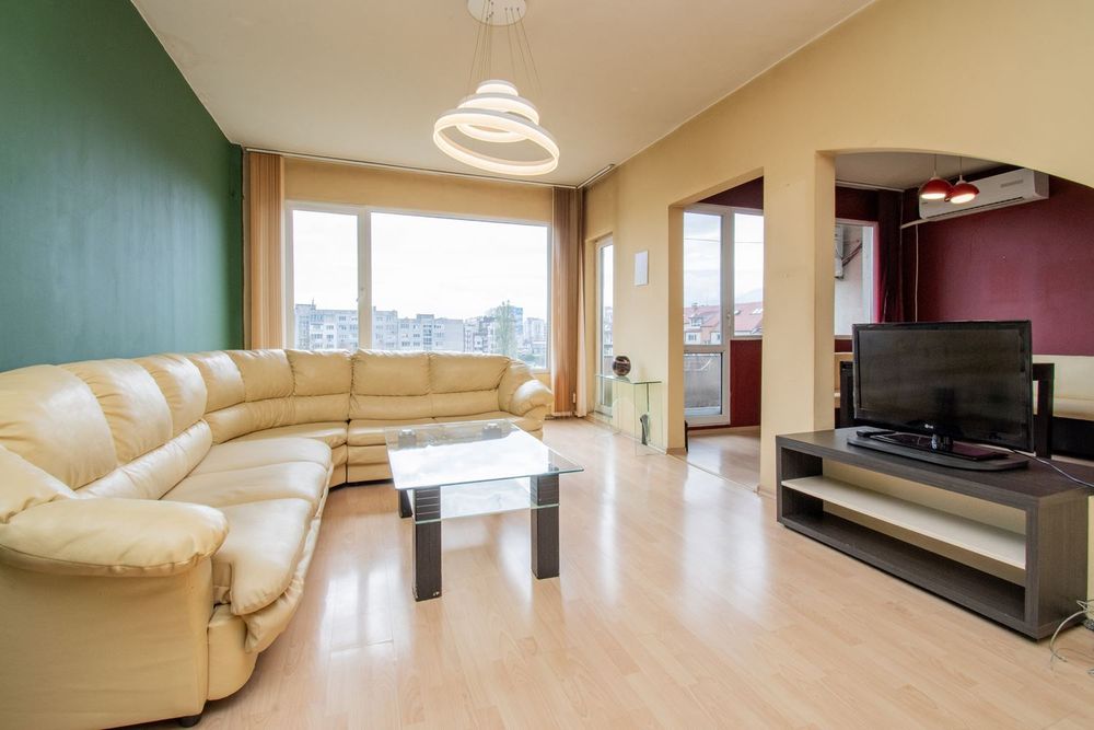 Продава се Тристаен апартамент в София, Люлин 8 - 88 кв.м за 2557 €/кв.м - Снимка #2