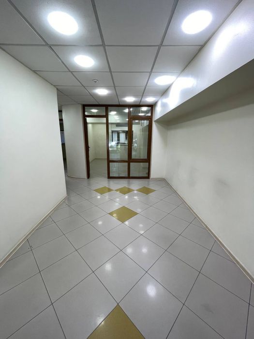 Ц-2 Шахрисабзская | 93кв - нежилое помещение вдоль дороги Аренда