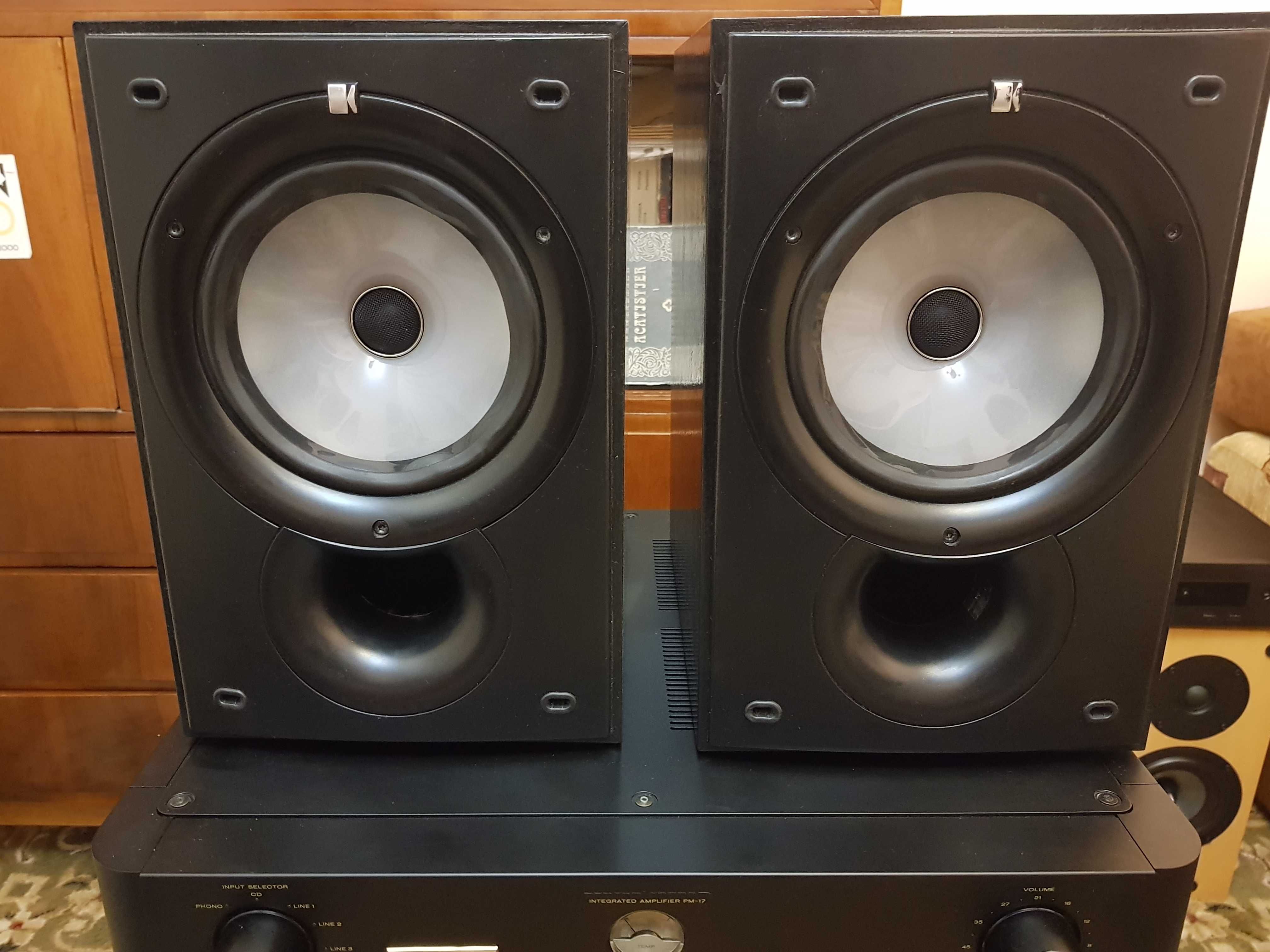 Boxe KEF Q15 + CODA 8 + CODA 7