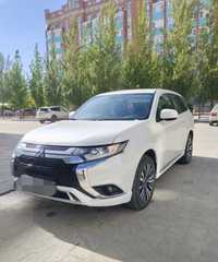 Продается Mitsubishi outlander 2.0 (Новый)