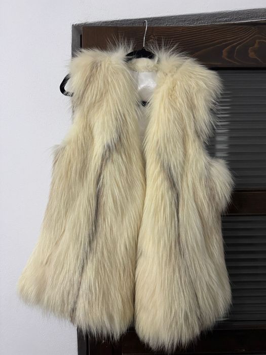 Vestă din blană naturală de vulpe