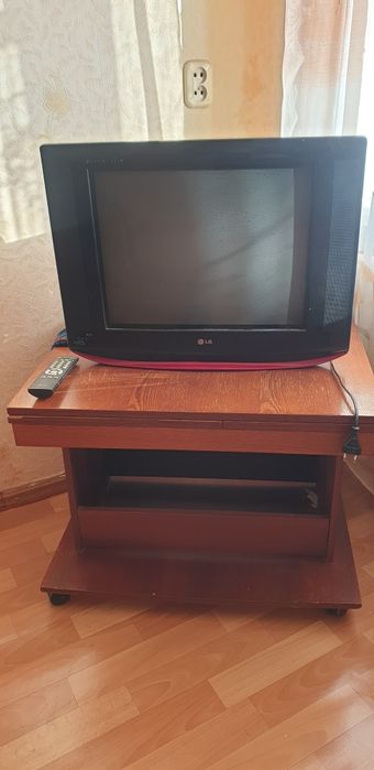 Журнальный столик