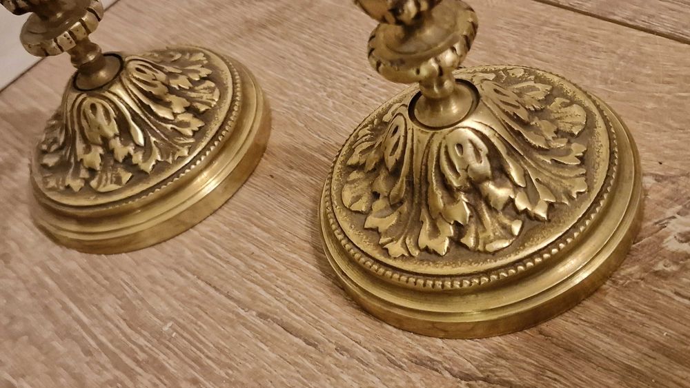 Масивни свещници, месинг, 2.4кг Франция.