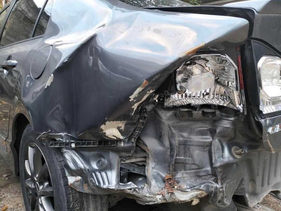 Servicii Profesionale de Tinichigerie Vopsitorie Mecanica AUTO