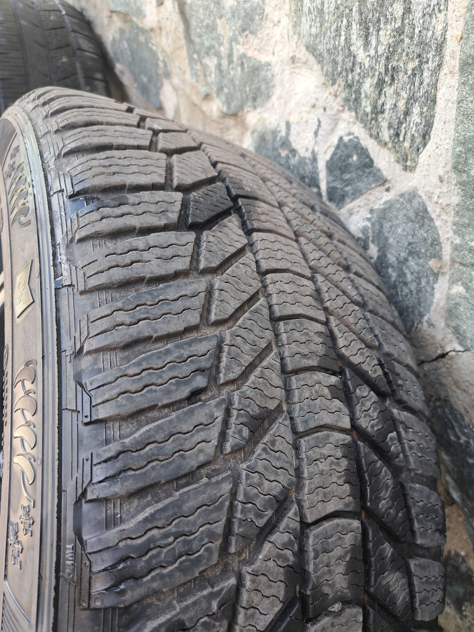 Гуми с Джанти Ауди Q7 SQ7 275x45x20