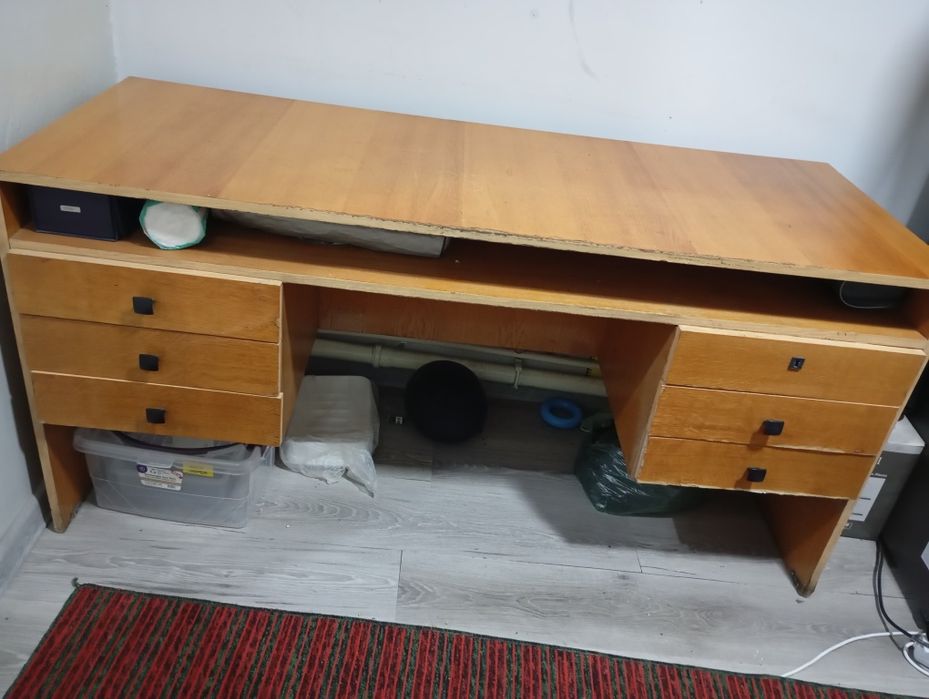 Ofis mebeli sotiladi