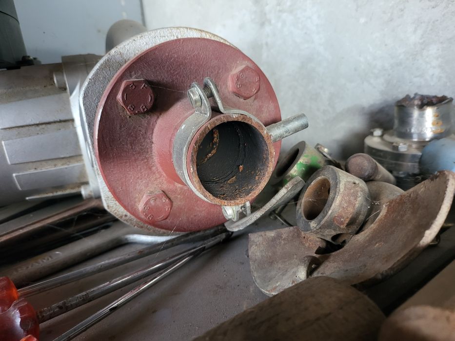 Pompe recirculare pentru centrale pe lemne