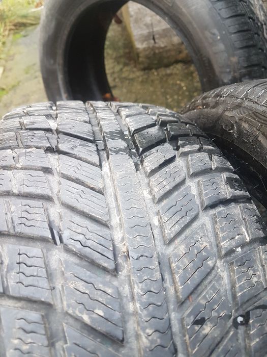 Anvelope iarna 215 55 17, pret ptr toate