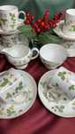 Wedgwood WILD STRAWBERRY- сервиз за кафе за 6 човека костен порцелан
