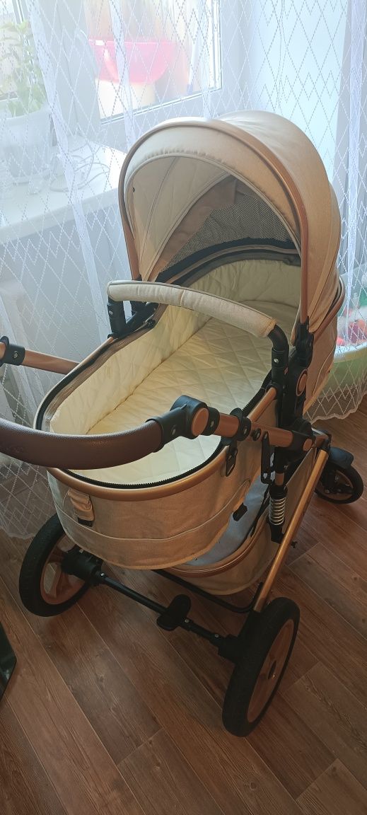 Продам коляску 40.000т
