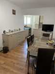 Apartament 3 camere de vanzare