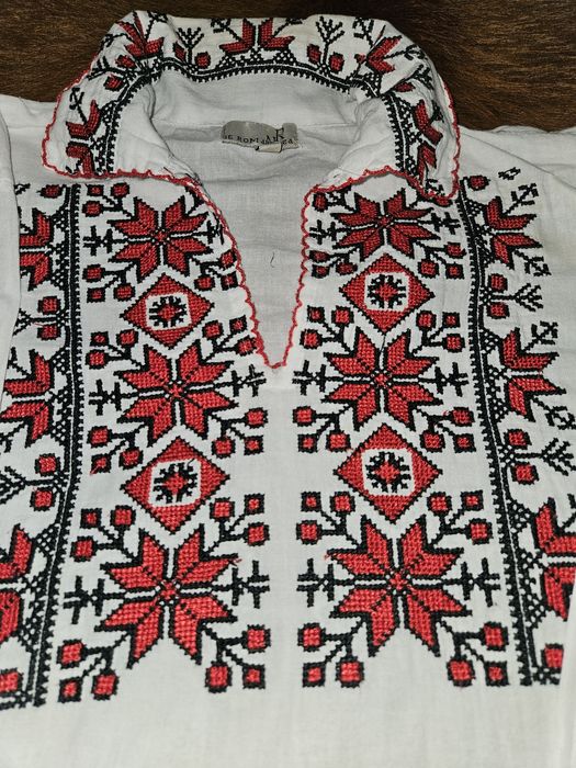 Vand camasa traditionala iie romaneasca