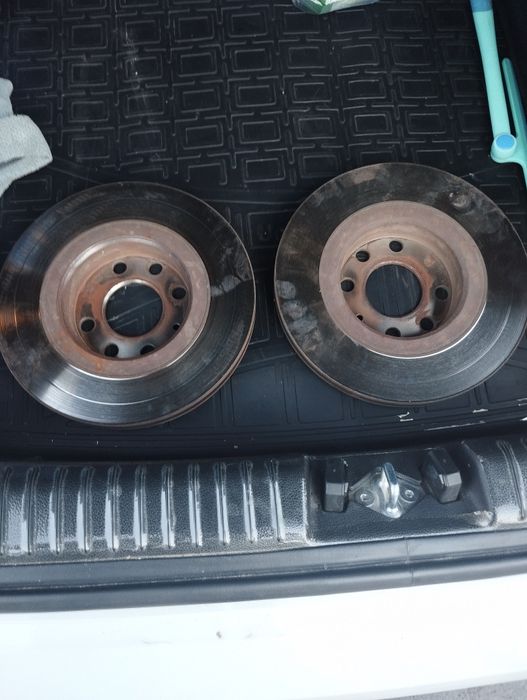 Тормозной диск на равон р3