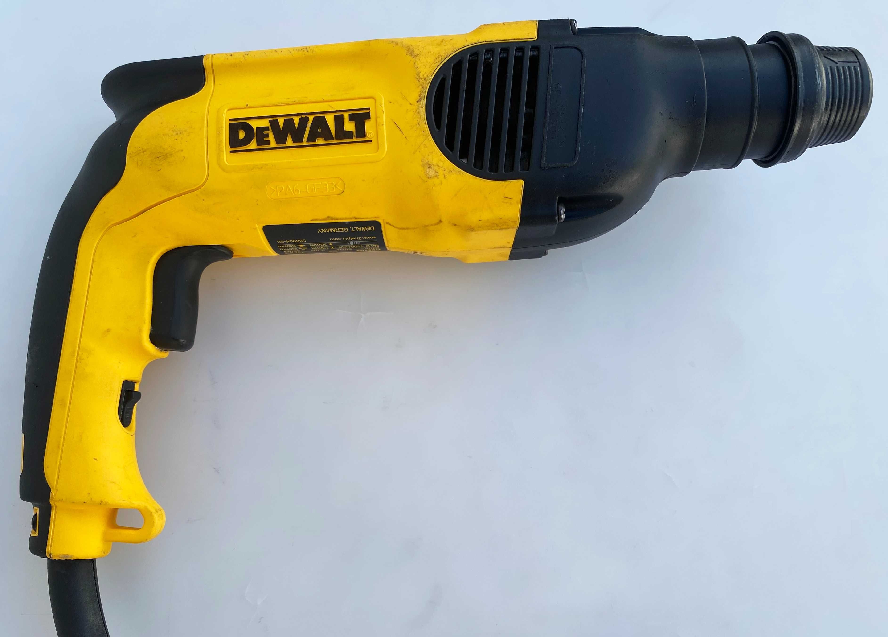 DeWALT D25102 - Перфоратор 650W 2.8J