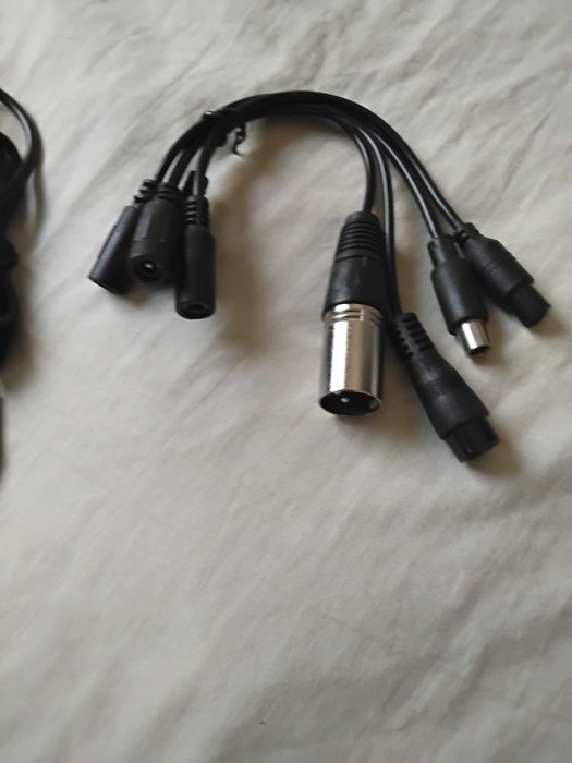 Incarcator multifunctional Lithium-Ion,cu 6 interfete,42V 2A,58.8W,nou