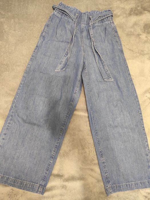 2 Blugi evazați măr. 140