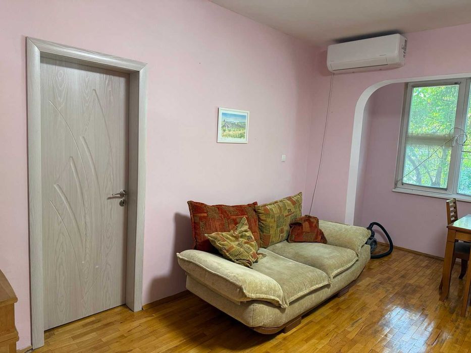 Дава се под наем Двустаен апартамент в Пловдив, Кючук Париж - 70 кв.м за 382.5 € - Снимка #8