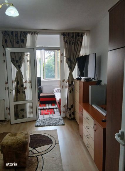 Vanzare garsoniera zona Noua, etaj intermediar