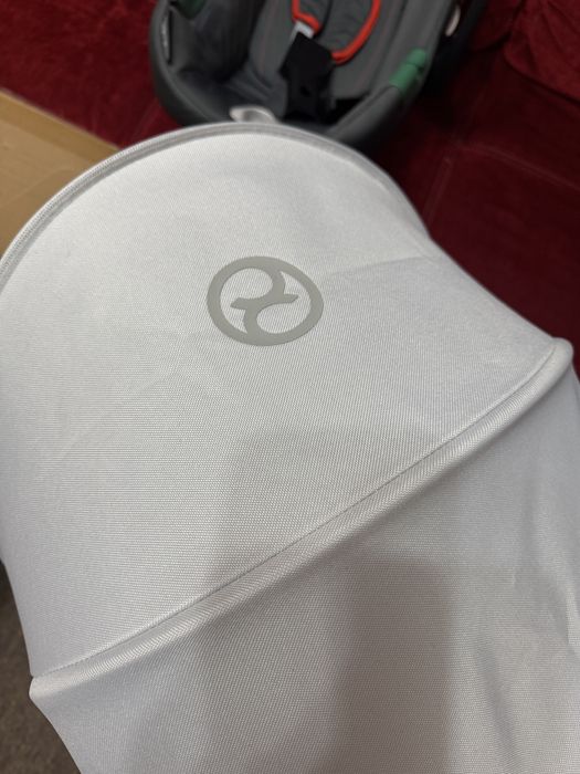 Cybex Eos Basic 3 in 1