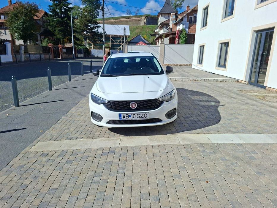 FIAT  TIPO  ca  NOU  cu doar 115 km rulati