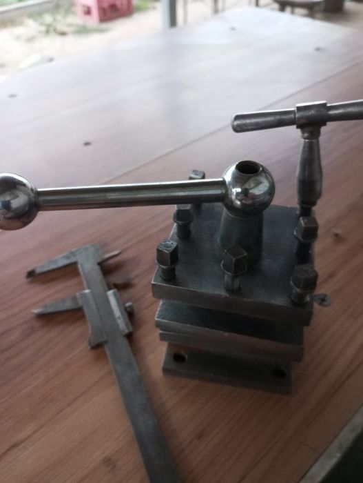 Suport cuțit ,distribuitor sn320,strung SR 250