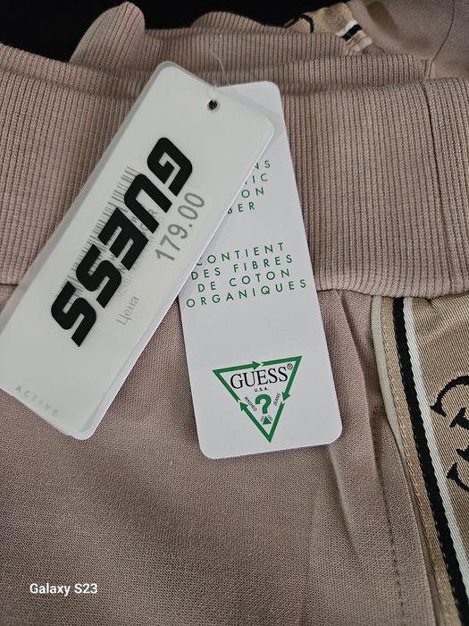 Дамски екип  "Guess" оригинален с етикети