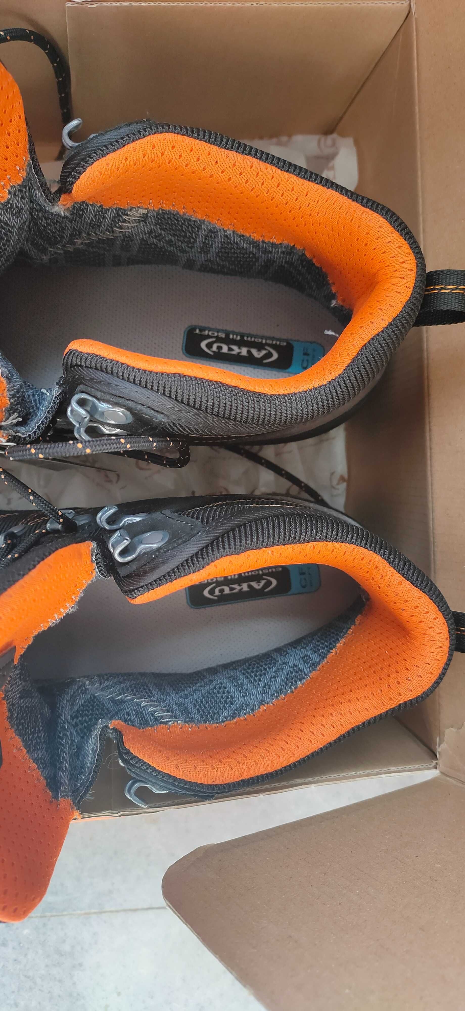 Нови туристически обувки AKU Trekker L.3 Wide GTX 44.5
