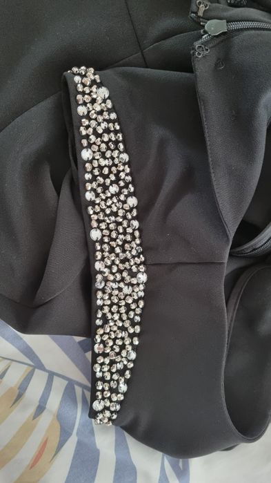 Bluza Guess neagra marimea S